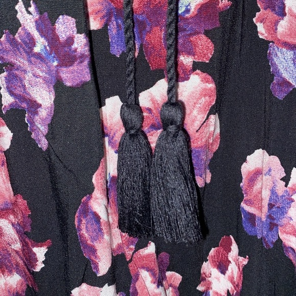 Bebop Black Pink Floral Wide Sleeve V-neck Dress NWOT - Picture 4 of 11